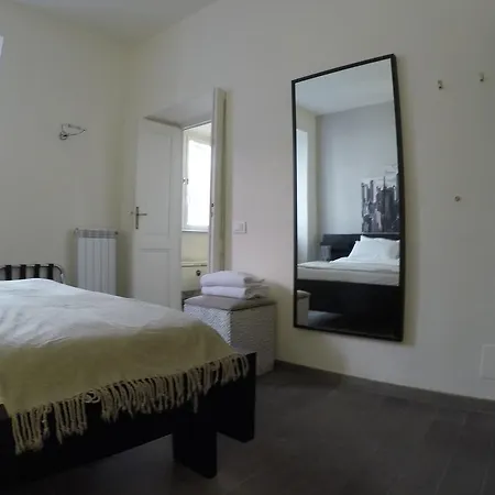 Banchi Vecchi Ny * Рим